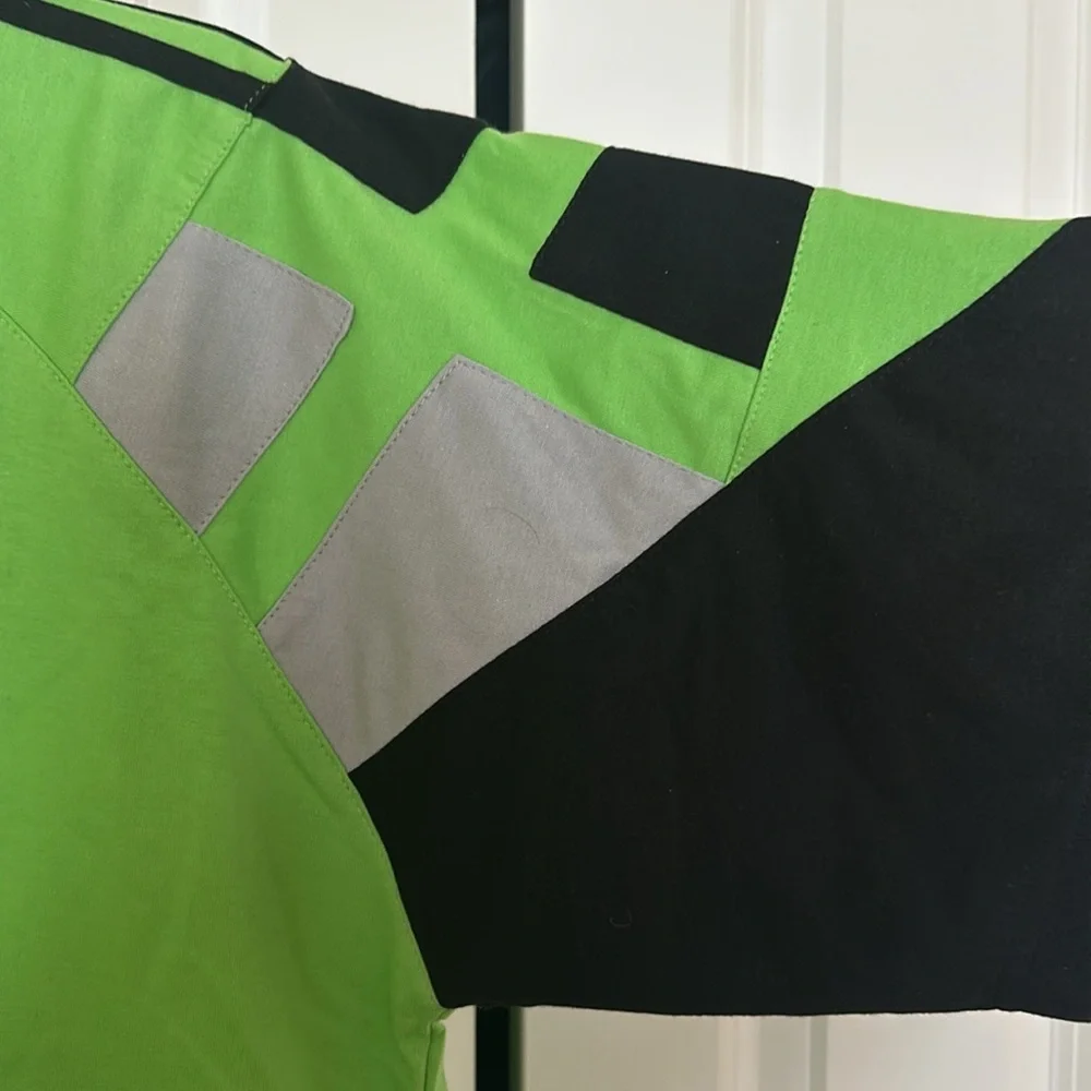NWT Adidas Green Short Sleeve Athletic T-Shirt Men's L